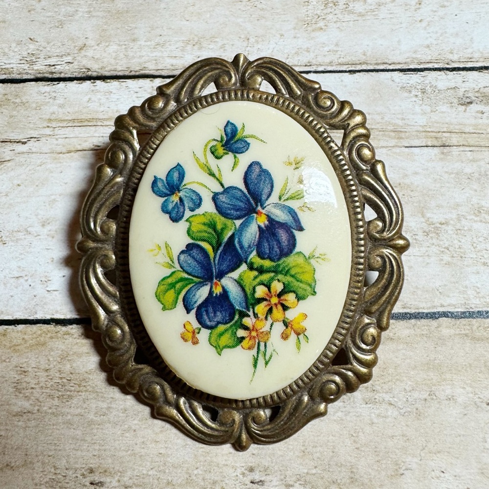 Violet Floral Pin